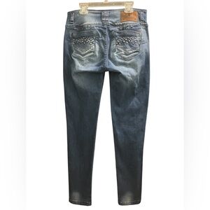 Unique Monjeloco Butt-Lifting Jeans